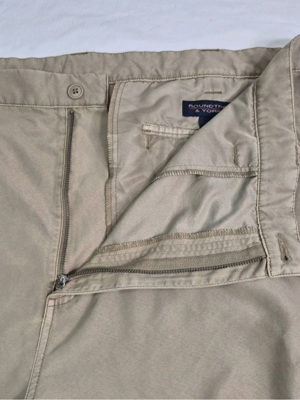 Roundtree & Yorke Men's Shorts Size 44 Tall Man Straight Fit Cargo Khaki 69 - Picture 9 of 13